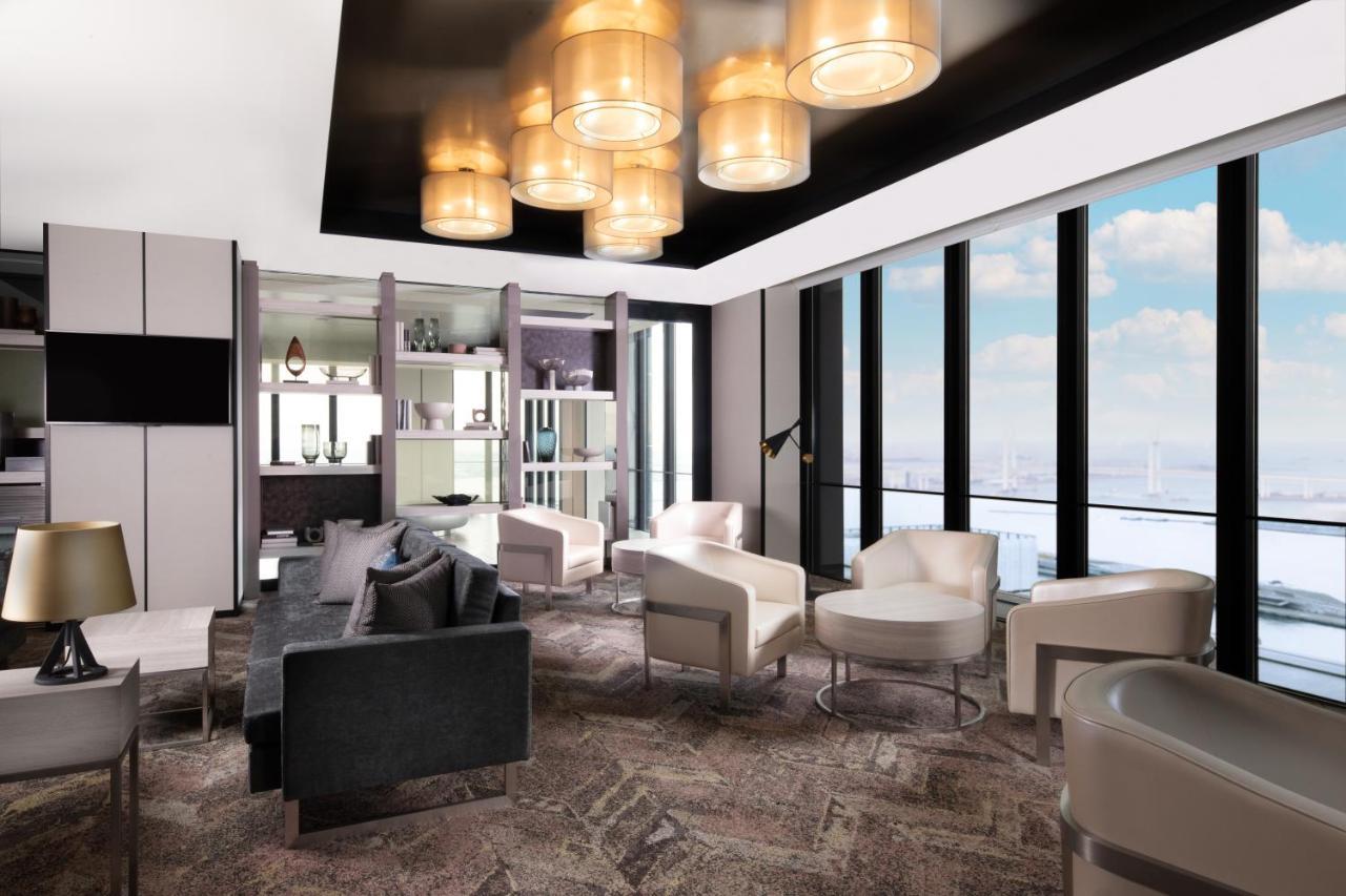 Oakwood Suites Yokohama 요코하마 외부 사진 The interior of a typical Sky Villa
