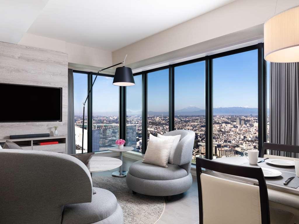 Oakwood Suites Yokohama 요코하마 객실 사진 A suite at the hotel
